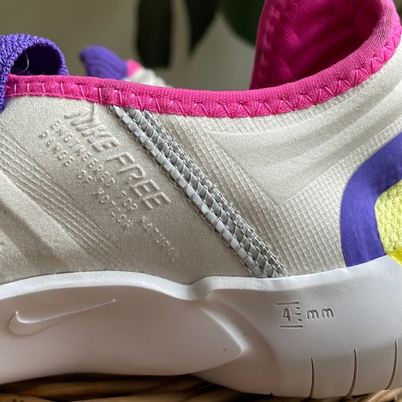 Nike free 3.0 platinum flyknit lightweight running/training sneakers - Picture 7 of 10